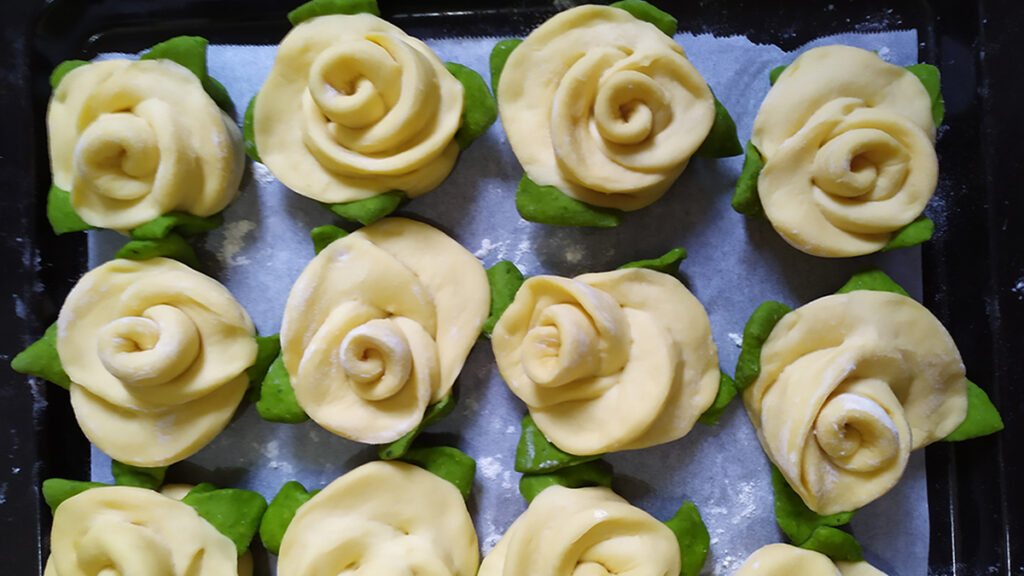 Beautiful Rose Steamed Bread